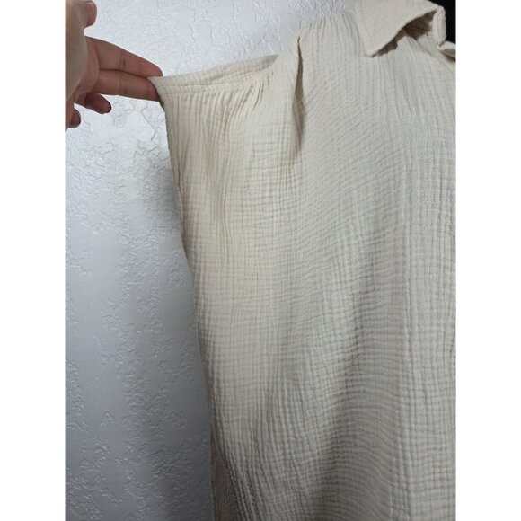 Torrid Collared Button Down Gauze Sleeveless Drop Sleeve Size 5 Cream Cotton - Picture 2 of 6